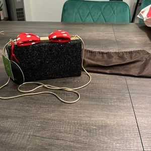 NWT Kate Spade New York Minnie Mouse Black Bag with Bow Clasp + Dustbag PXRU6510